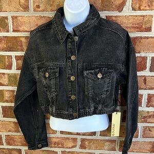 Mono b Dark Washed Black Cropped Jean Jacket with Metallic Buttons. Small